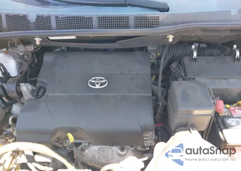 2013 Toyota Sienna Le V6 8 Passenger from USA, damaged, VIN 5TDKK3DC5DS329370